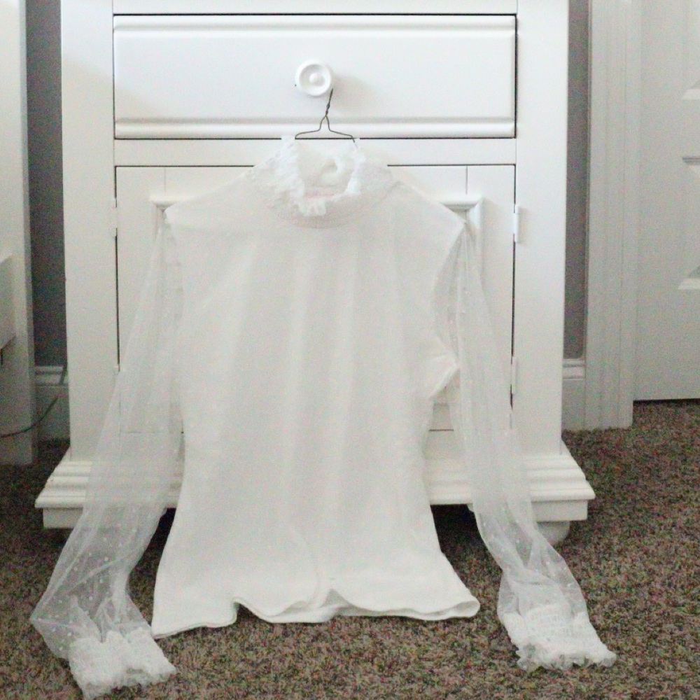 White top, size large, from Pink Lily.
